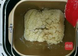 马苏里拉奶酪麻薯面包的做法图解2