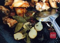 香辣猪蹄的做法图解4