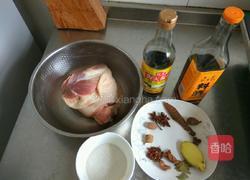 家常酱肘子的做法图解1