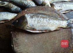 酸辣鱼的做法图解1