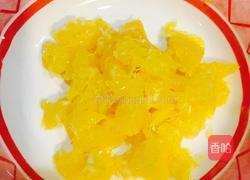 香橙牛油果海鲜沙拉的做法图解2