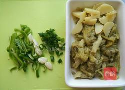 土豆烩茄子的做法图解1
