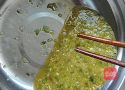 鸡蛋葱花饼的做法图解3