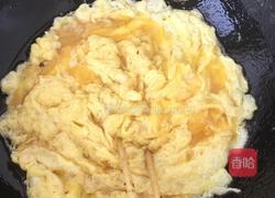 韭菜鸡蛋水煎饺的做法图解4