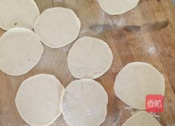 韭菜鸡蛋水煎饺的做法图解10