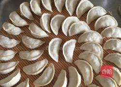 韭菜鸡蛋水煎饺的做法图解15