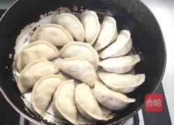 韭菜鸡蛋水煎饺的做法图解17