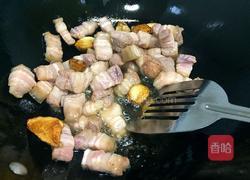 五花肉焖春笋的做法图解4