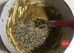 摩卡芝麻戚风蛋糕的做法图解7