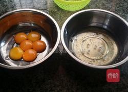 电饭煲做蛋糕的做法图解1