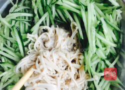 凉拌金针菇的做法图解7