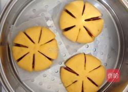 南瓜豆沙花形包的做法图解4