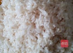 广式腊肠糯米蛋的做法图解1