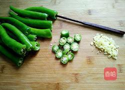 虎皮尖椒酿肉的做法图解2