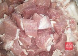 彩云酥肉的做法图解1