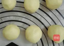 南瓜蛋黄酥这是我第一次做的样子的做法图解4