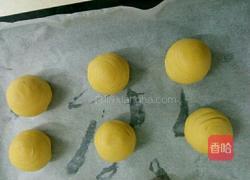 南瓜蛋黄酥这是我第一次做的样子的做法图解13