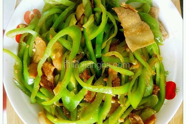 懒人菜～尖椒抄肉