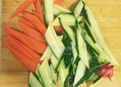 黄瓜片爆炒猪肝的做法图解2