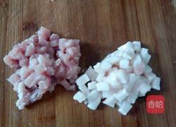 毛豆米烧肉的做法图解2