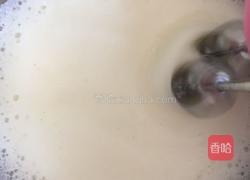 戚风蛋糕的做法图解2