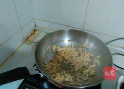 鸡丝紫甘蓝的做法图解2