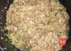 Illustration of making dumplings stuffed with pork and cabbage 4