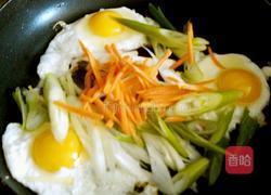 大葱炖鸡蛋的做法图解5