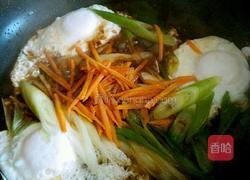 大葱炖鸡蛋的做法图解6