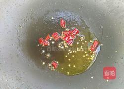 核桃仁炒苦瓜的做法图解8