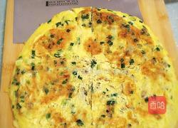 鱼肠煎鸡蛋的做法图解5