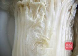 东北特色酸菜炖血肠的做法图解1