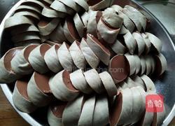 东北特色酸菜炖血肠的做法图解7