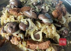 东北特色酸菜炖血肠的做法图解11