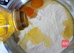 牛奶蜂蜜酥脆软麻花的做法图解2