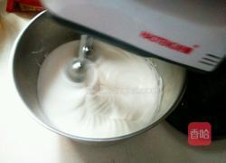 草莓酱蛋糕卷的做法图解4