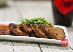 洋葱煎猪颈肉的做法图解5