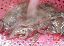 猪肝番茄汤的做法图解1