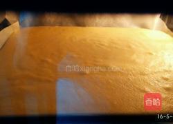 蜂蜜蛋糕卷的做法图解7