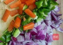 酸辣鸡丁的做法图解2