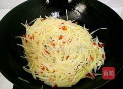 剁椒炒土豆丝的做法图解8