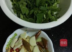 泡椒青菜炒牛肉的做法图解2