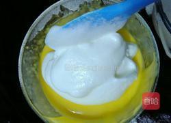 草莓鲜奶油蛋糕的做法图解13