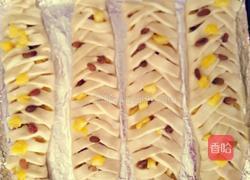 葡萄干菠萝粒面包的做法图解6