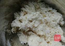 腊肉酸菜包的做法图解1