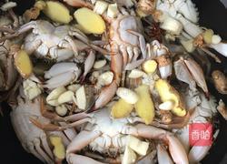 水煮螃蟹的做法图解2