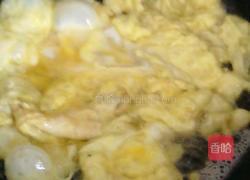 蚕豆炒鸡蛋的做法图解4