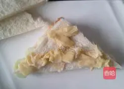 Illustration of how to make fruit sandwich (super simple version) 10