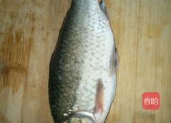 清炖鱼的做法图解1