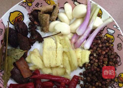 混卤麻辣鸡爪猪蹄的做法图解4